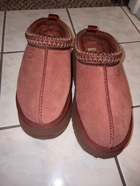 UGG Slip-On Moccasin in Burgundy